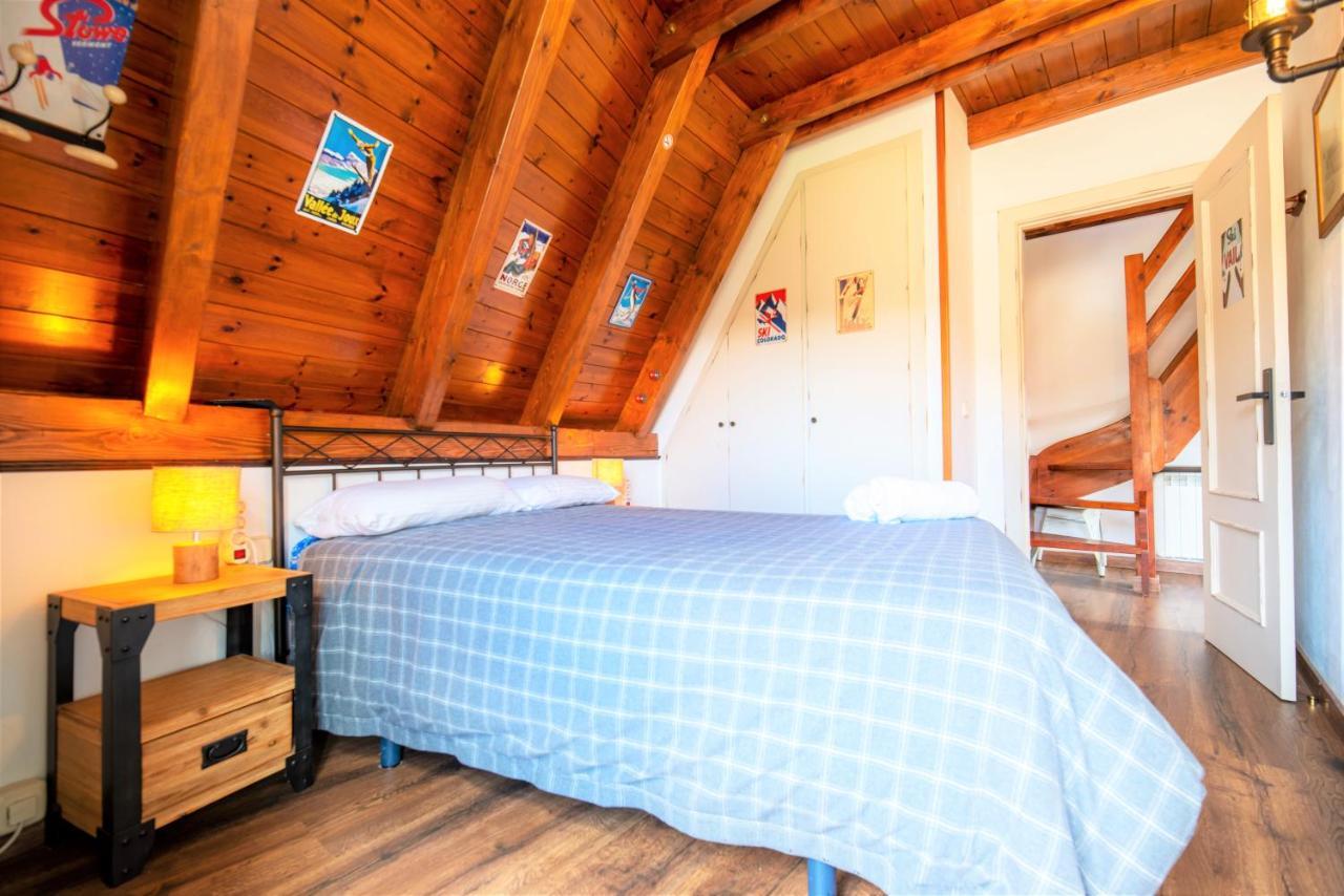Apartamentos Aran Montcorbau 外观 照片