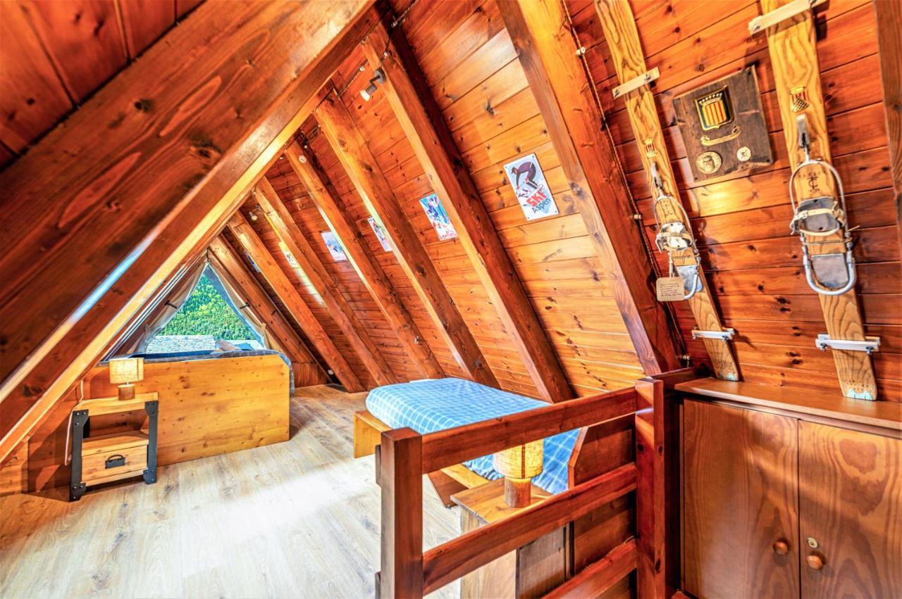 Apartamentos Aran Montcorbau 外观 照片