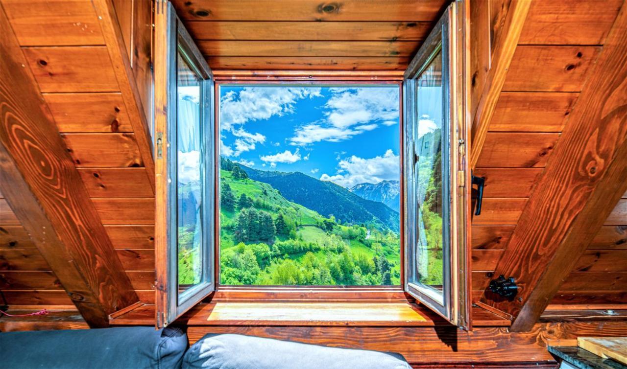 Apartamentos Aran Montcorbau 外观 照片