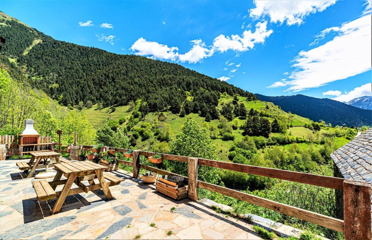 Apartamentos Aran Montcorbau 外观 照片