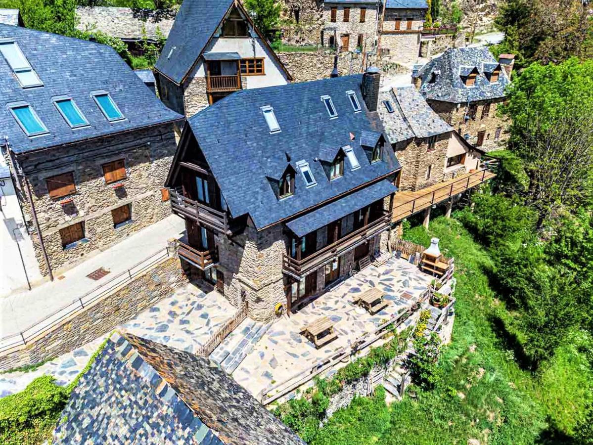 Apartamentos Aran Montcorbau 外观 照片